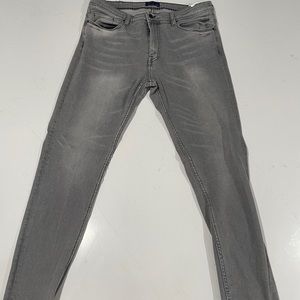 Zara Skinny Jeans Grey